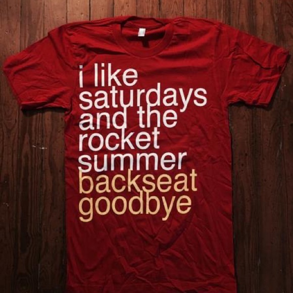 Tops - ISO THIS SHIRT